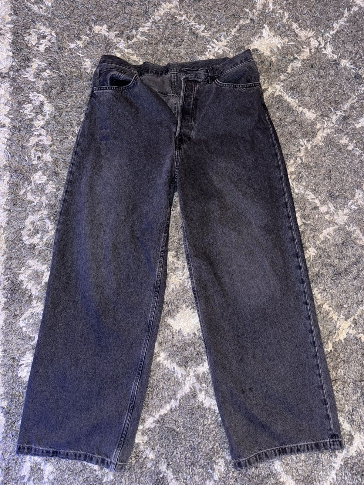 Cos COS Women’s Volume Jeans ‘Washed Black’ Size US 31 - 2 Thumbnail
