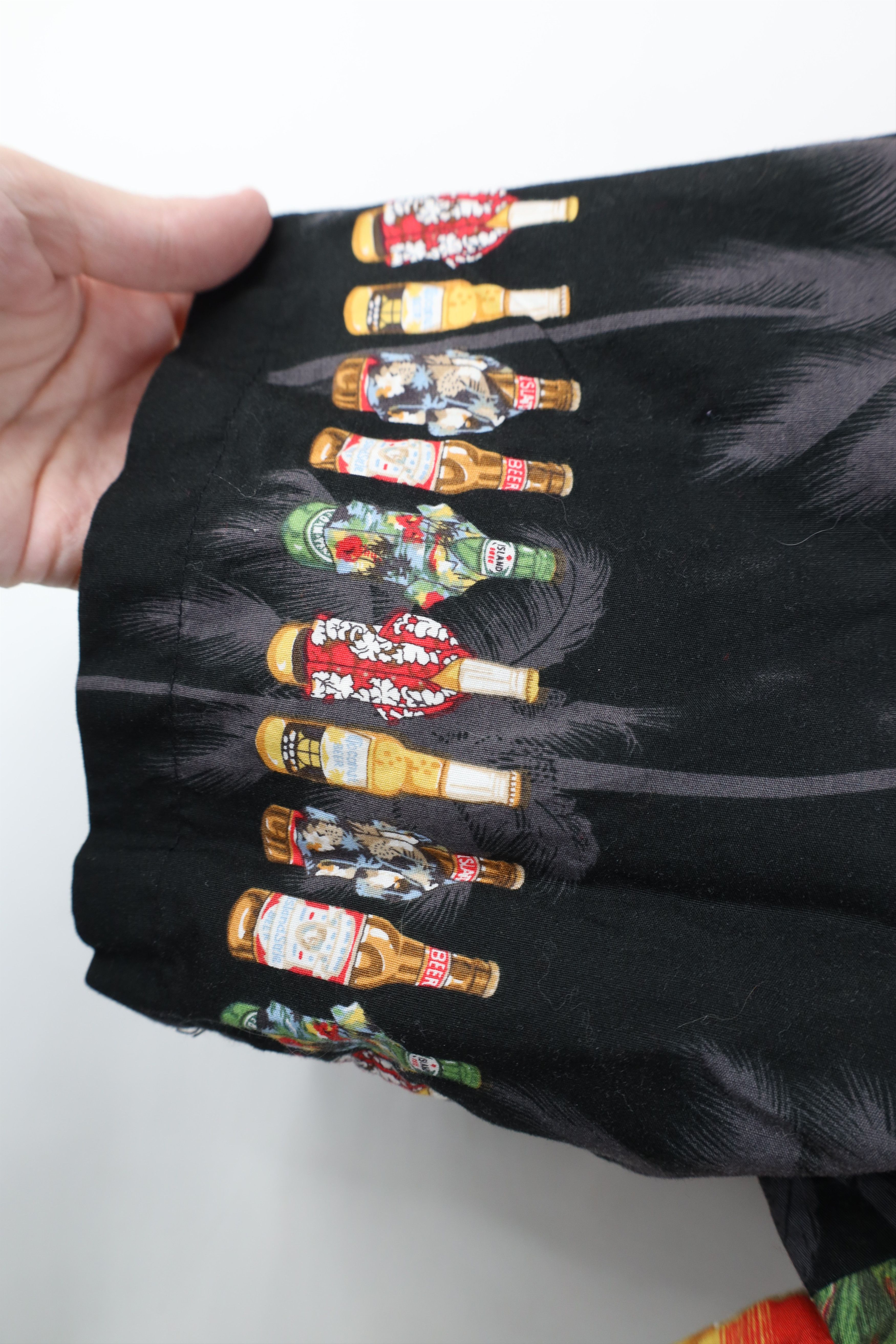 Vintage Vintage 90s Streetwear Beer Camp Collar Button Shirt USA Size US XL / EU 56 / 4 - 7 Thumbnail