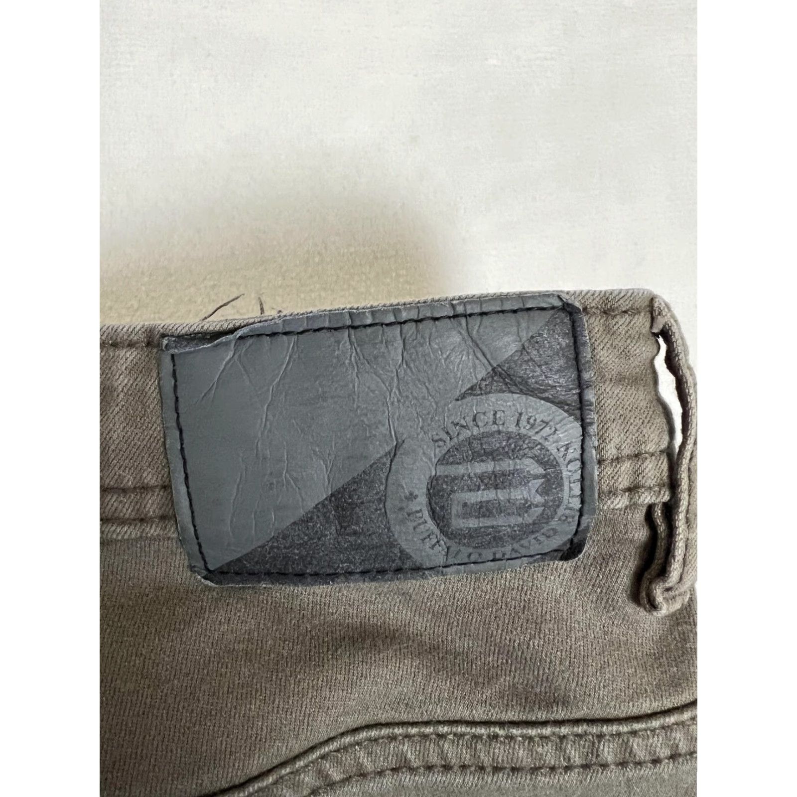 Buffalo David Bitton Buffalo David Bitton Archer Pants Mens 40x32 Olive Green Stretch Denim 5-pocket Zip Fly Mens Size US 40 / EU 56 - 7 Thumbnail