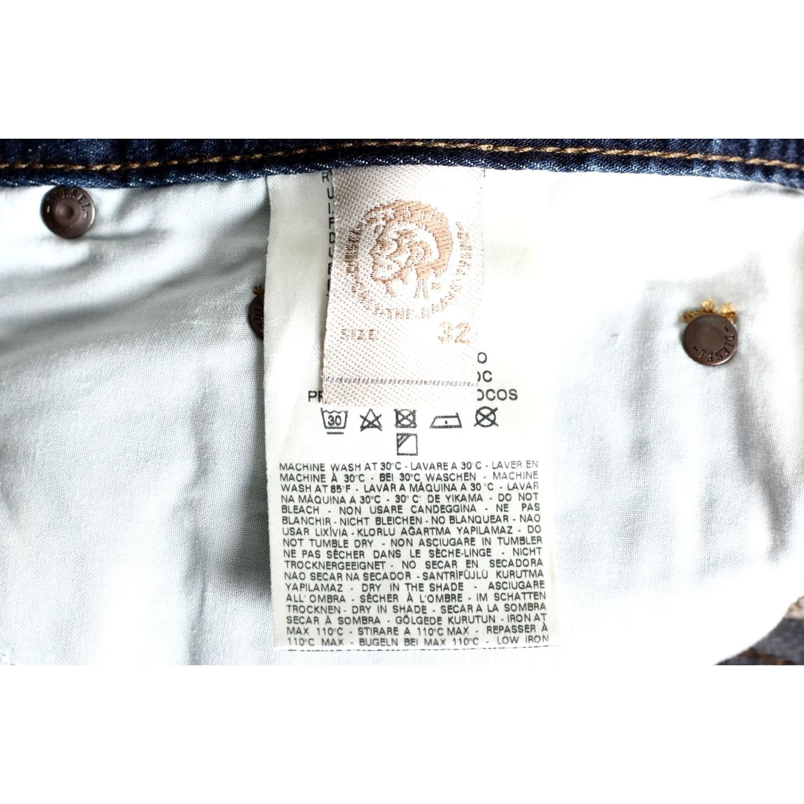 Diesel DIESEL LARKEE 0831T Jeans Men 32x29 Regular Straight DZ7143 Blue Lounge Size US 32 / EU 48 - 7 Thumbnail