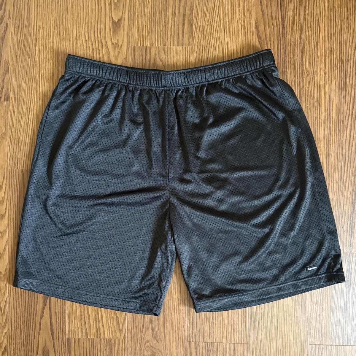 Supreme Supreme Small Box Baggy Mesh Short (SS25) 
