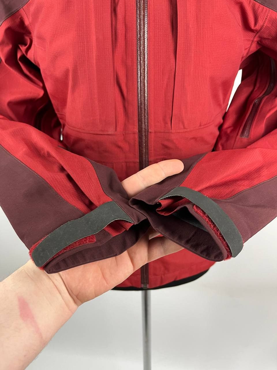 Arc'teryx Arc'teryx Javelin SV GORE-TEX Jacket Women's Cherry Vintage Size S / US 4 / IT 40 - 6 Thumbnail