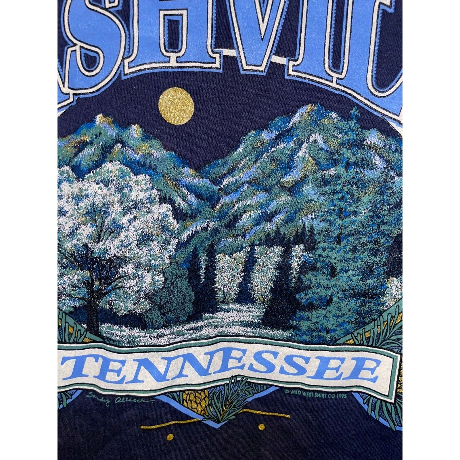 Jerzees 90s Vintage Nashville TN Tennessee Mountain Shirt VTG 1990s Size US L / EU 52-54 / 3 - 5 Thumbnail