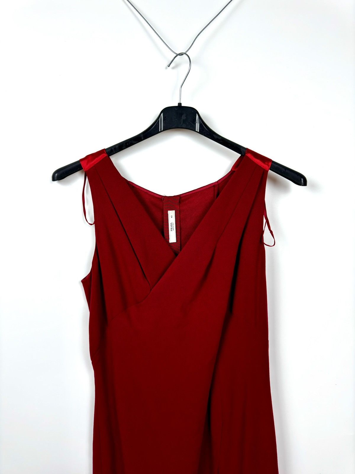 Prada Prada Red Mid-Length Cocktail /Day Dress Size M / US 6-8 / IT 42-44 - 3 Thumbnail