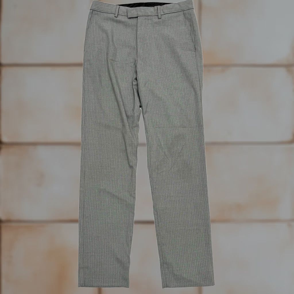 Banana Republic Banana Republic Men Slim Chino Pants 31x32 Gray Striped Straight Leg Casual Dress Pant Chinos Size US 31 - 1 Thumbnail