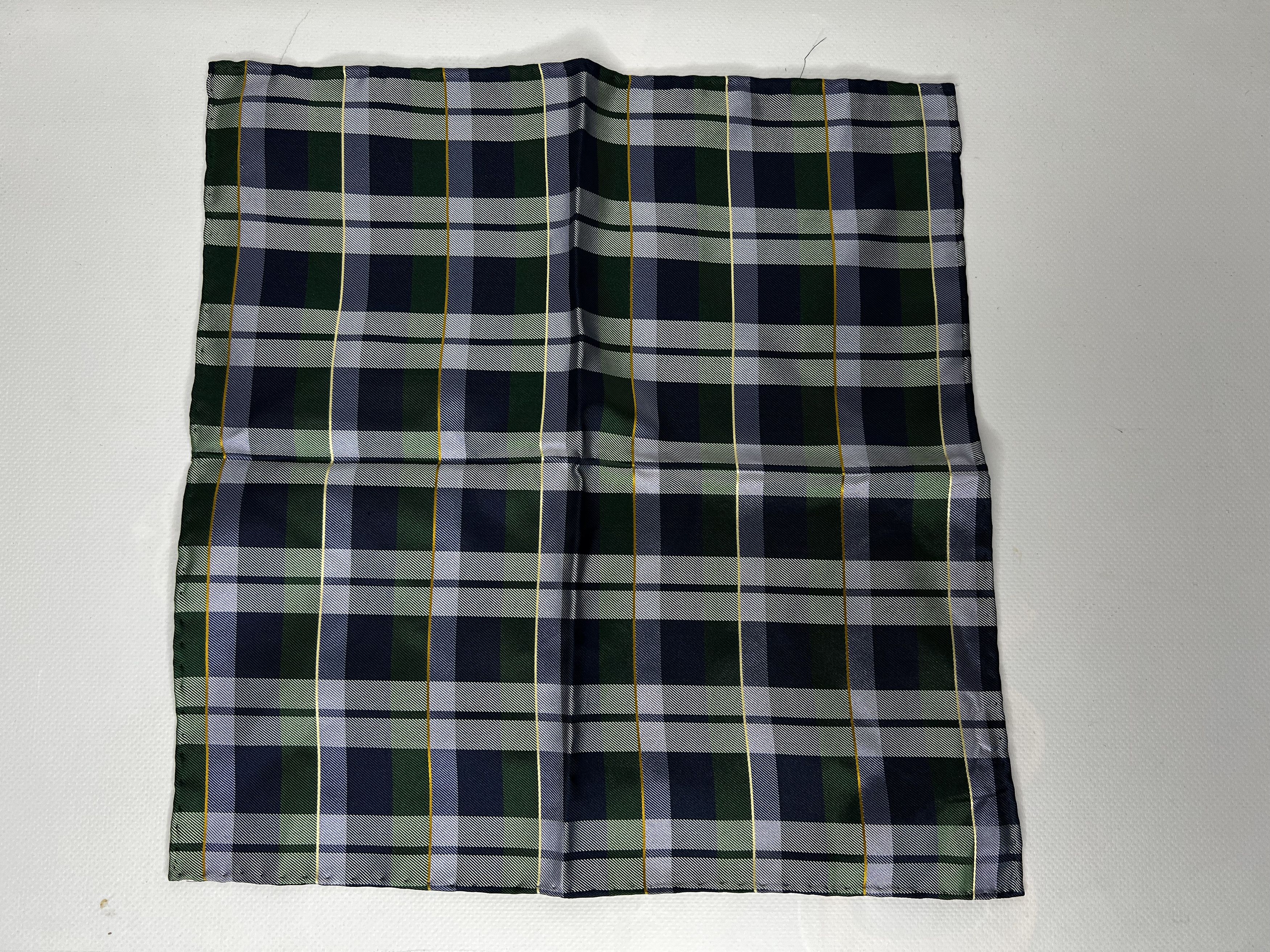 Etienne Aigner ETIENNE AIGNER VINTAGE SCARF SILK 32 X 32 cm Size ONE SIZE - 1 Thumbnail