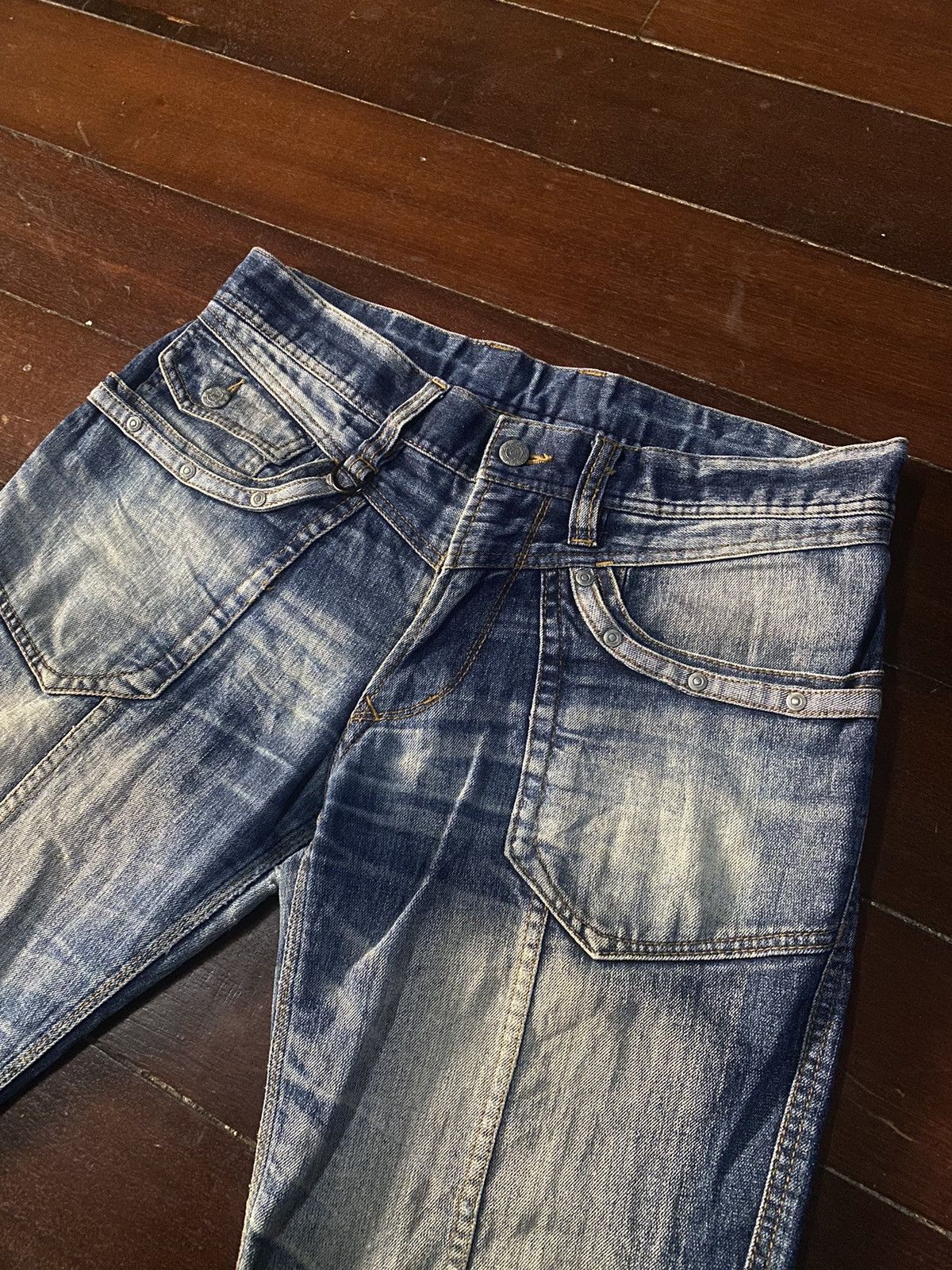 Designer × HIDEAWAYS × If Six Was Nine FIRE 🔥 HIDEAWAYS NICOLE nice faded studded pocket FLARE Size US 34 / EU 50 - 7 Thumbnail