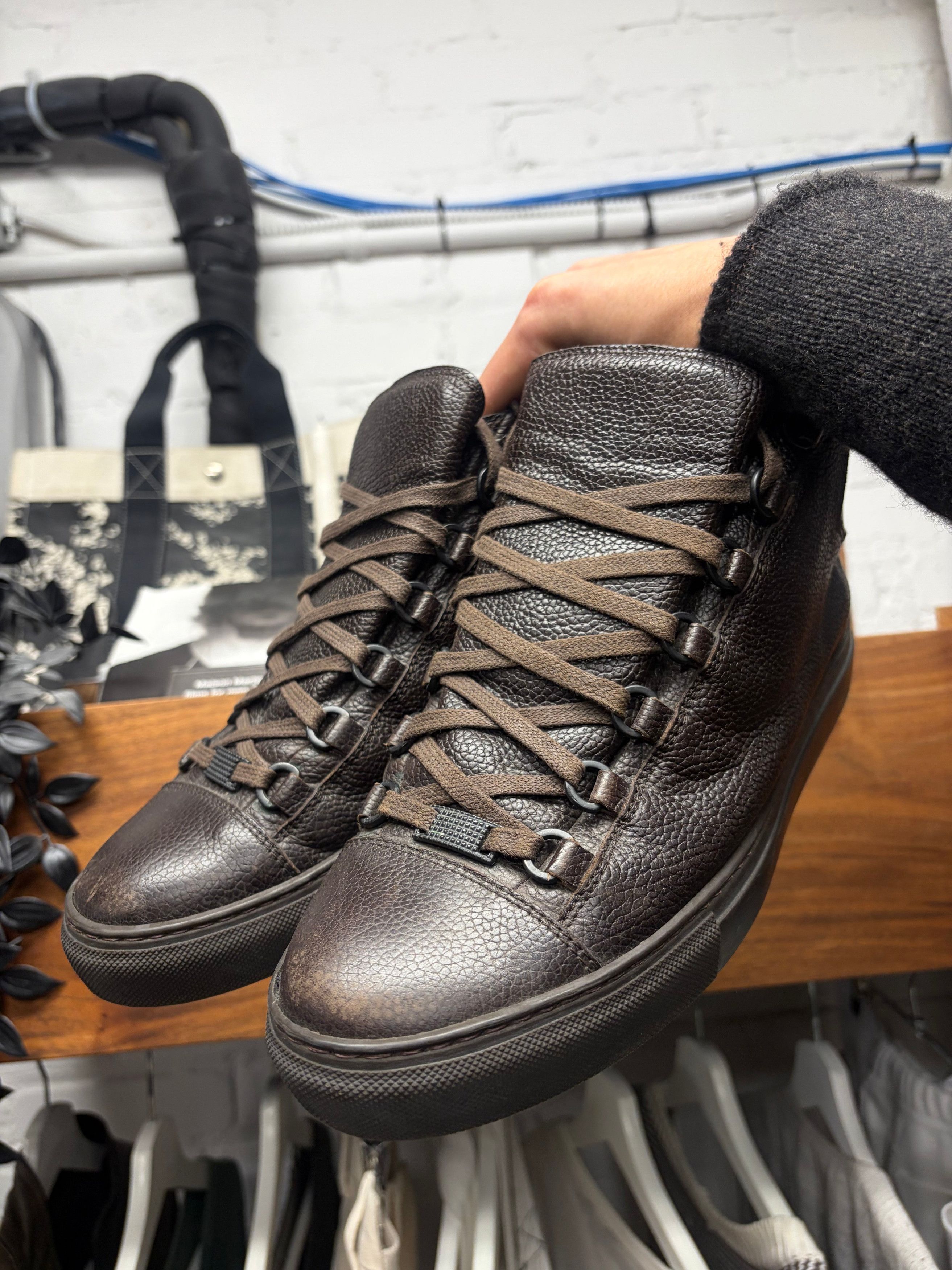 Balenciaga Balenciaga ‘Arena’ Chocolate Brown Leather Low Top Sneakers Size US 7 / EU 40 - 1 Thumbnail