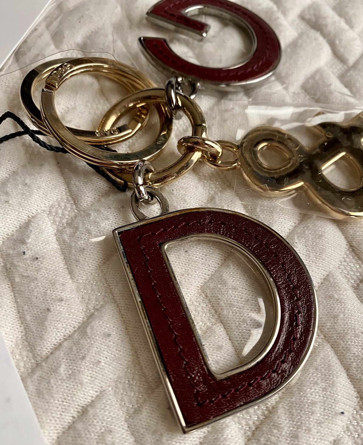 Dolce & Gabbana Dolce & Gabbana 🇮🇹 Metal/Oxblood Calf Palladium Bag Charm Size ONE SIZE - 5 Thumbnail