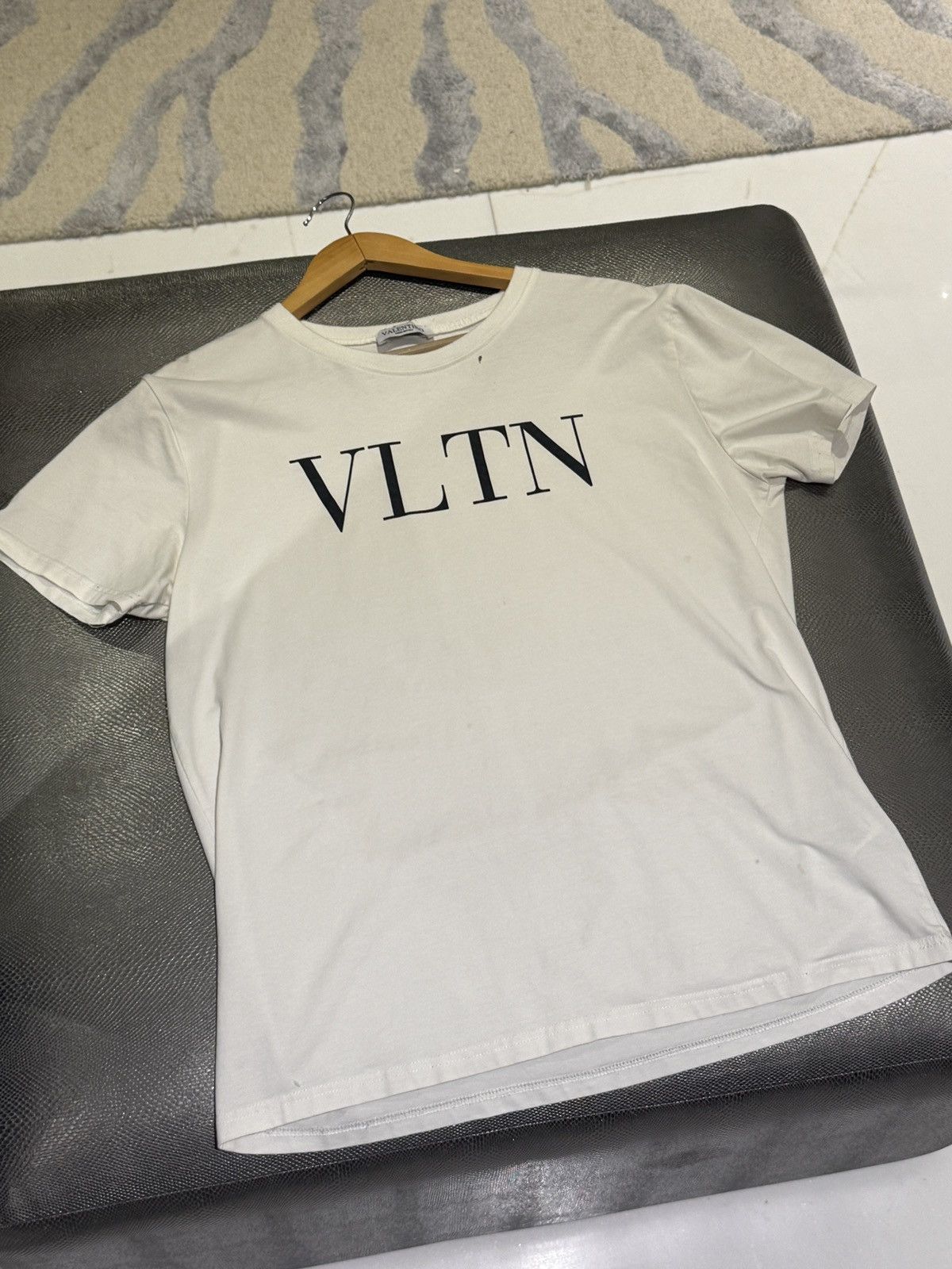 Valentino Valentino T-Shirt VLTN Size US M / EU 48-50 / 2 - 1 Thumbnail