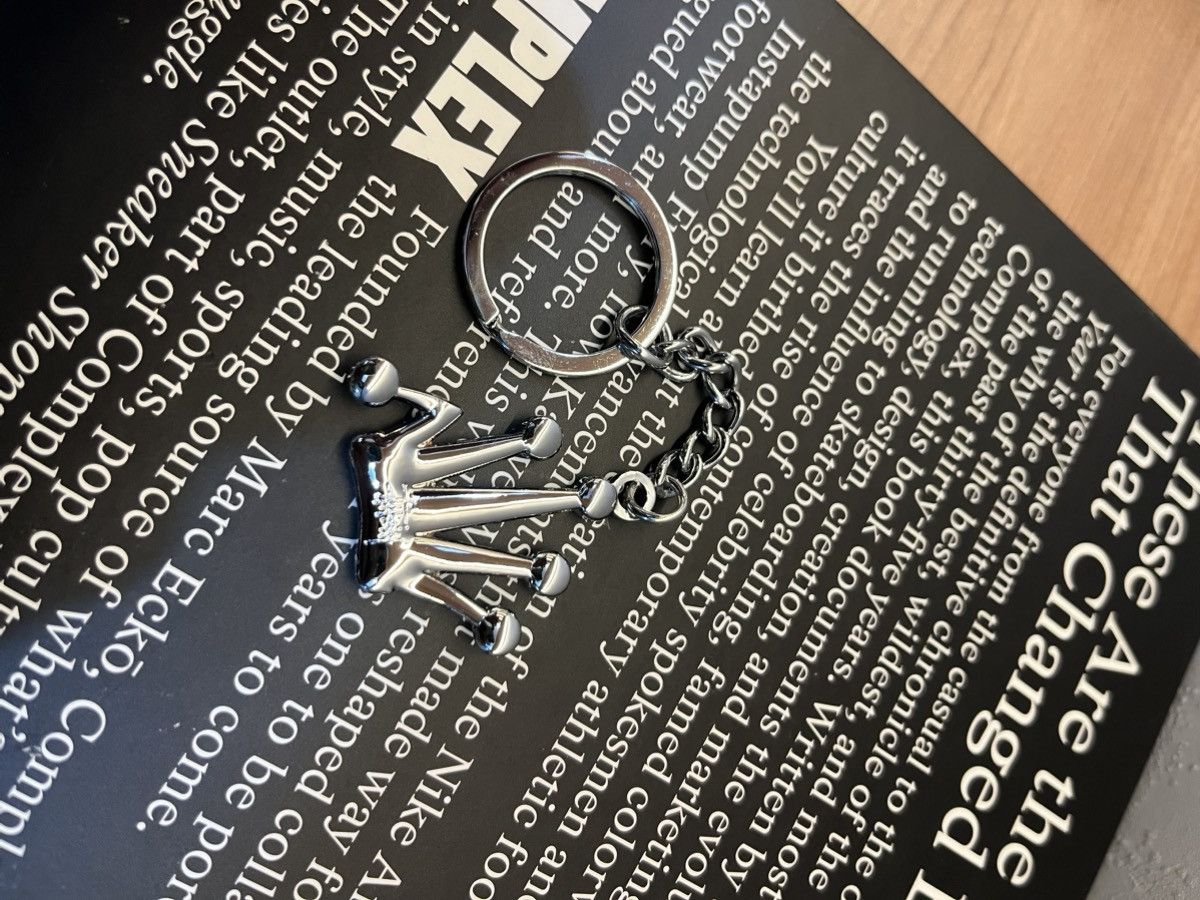 Stussy Stussy Metal Bent Crown Keychain Size ONE SIZE - 3 Thumbnail