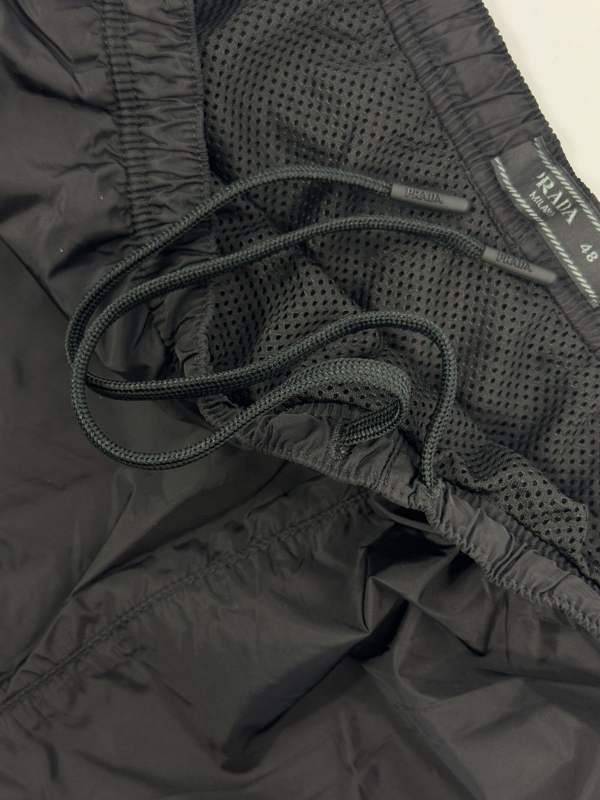 Prada NYLON SWIM SHORTS Size US 32 / EU 48 - 5 Thumbnail