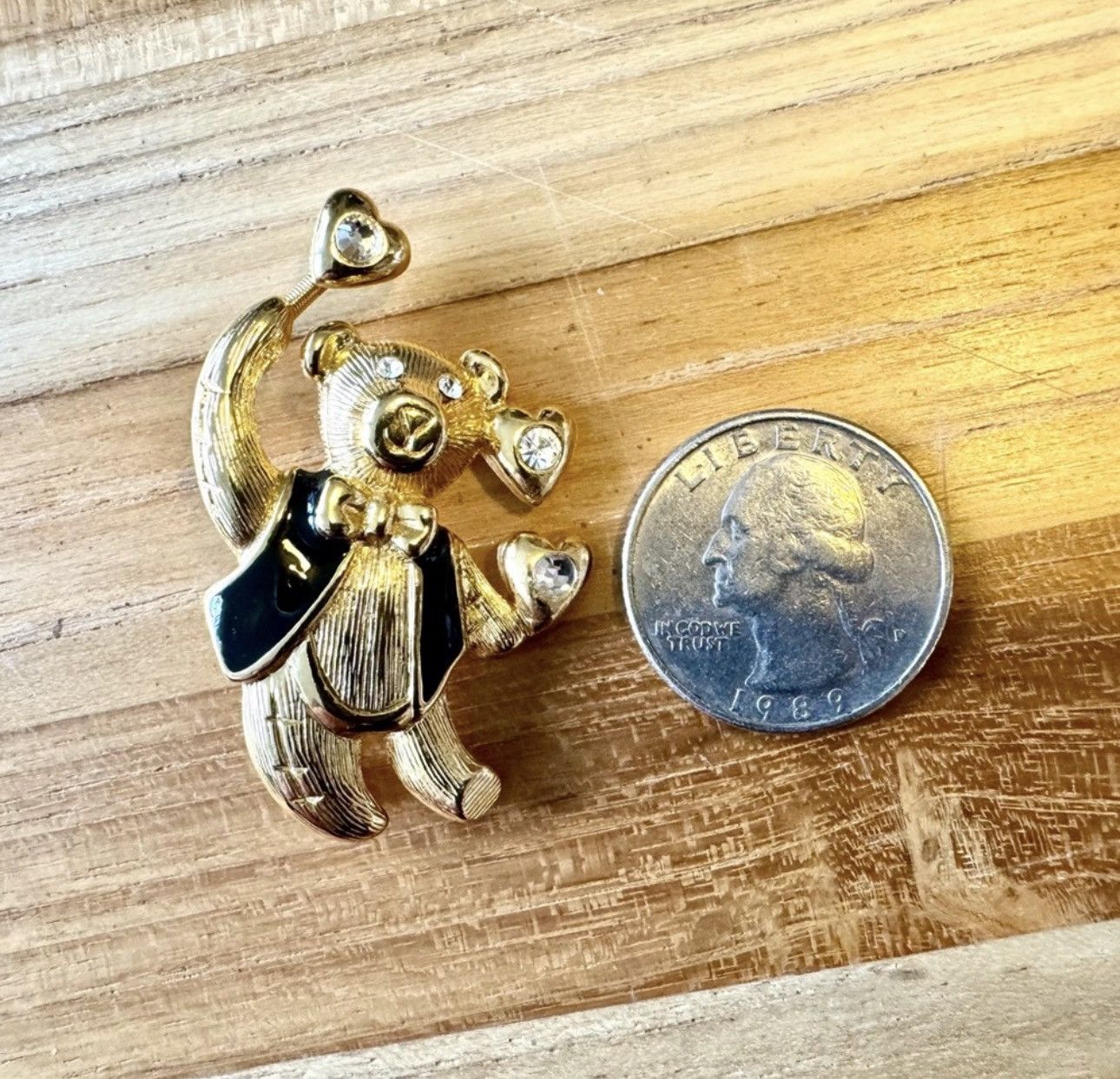 Other Vintage Gold Tone Teddy Bear Brooch Rhinestones Black Vest Size ONE SIZE - 7 Thumbnail