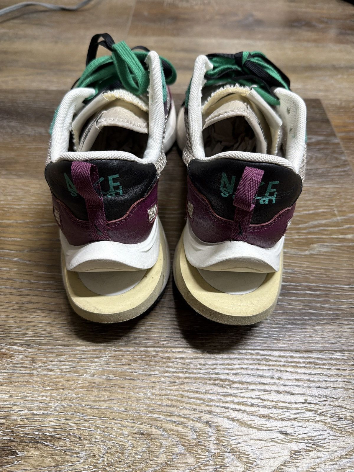 Nike × Sacai Nike x Sacai Vaporwaffle Villian Red Size US 11 / EU 44 - 4 Thumbnail