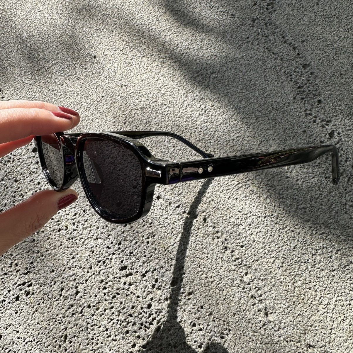 Other Y2K Unisex Sunglasses Retro Fashion Shades QZ968-3919-02 Size ONE SIZE - 2 Thumbnail