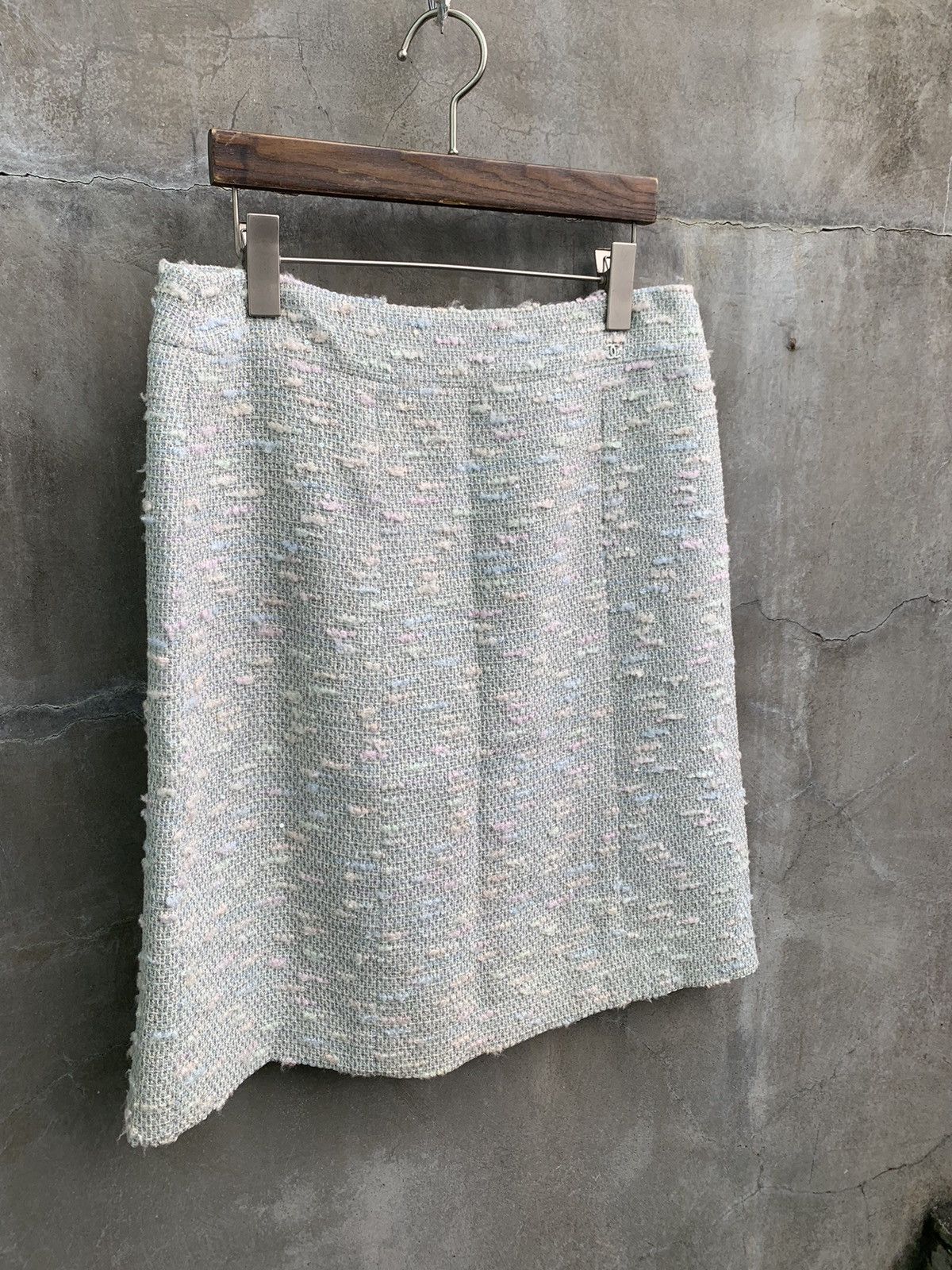 Chanel Baby Blue Sequin Tweed Skirt Size 28" / US 6 / IT 42 - 4 Thumbnail