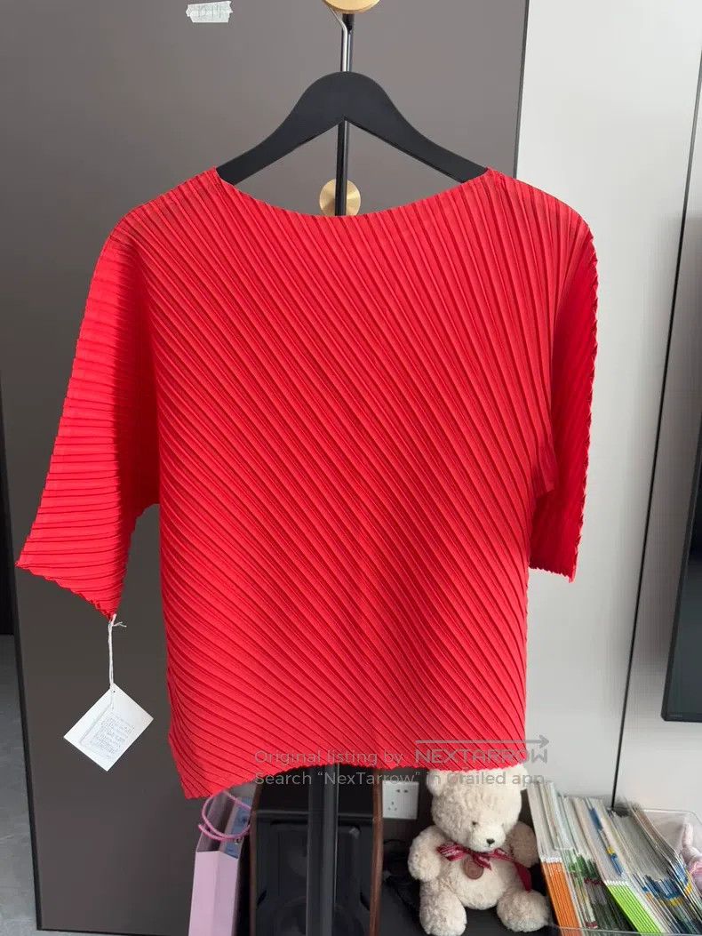 Issey Miyake Issey Miyake Main Line Knitted Bubble Short Sleeve Top Size M / US 6-8 / IT 42-44 - 2 Thumbnail