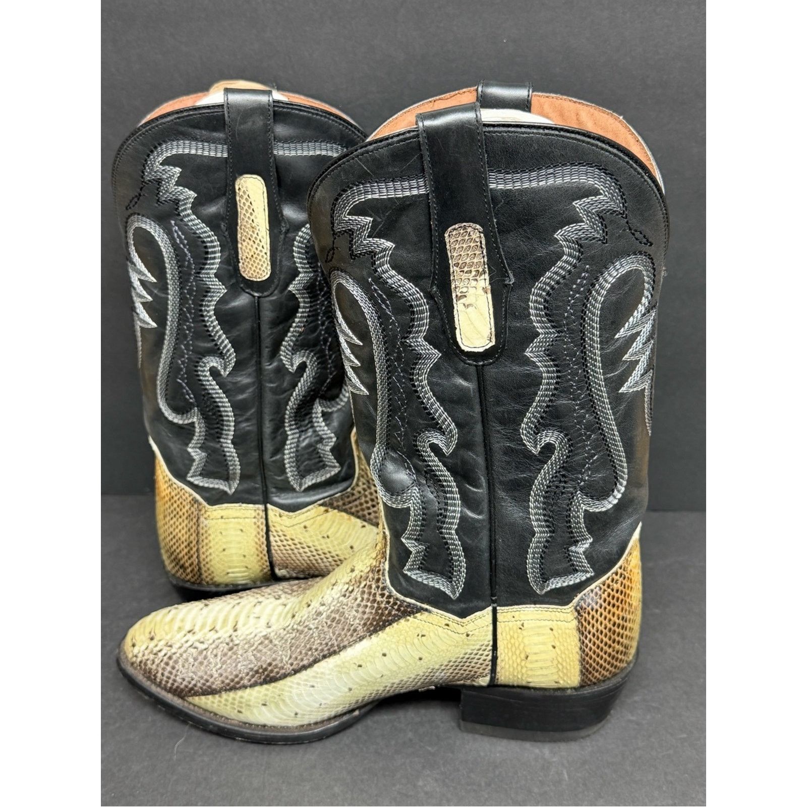 Dan Post Dan Post Exotic Python Men Size 9.5 D Snakeskin Cowboy Boots Size US 9.5 / EU 42-43 - 8 Thumbnail