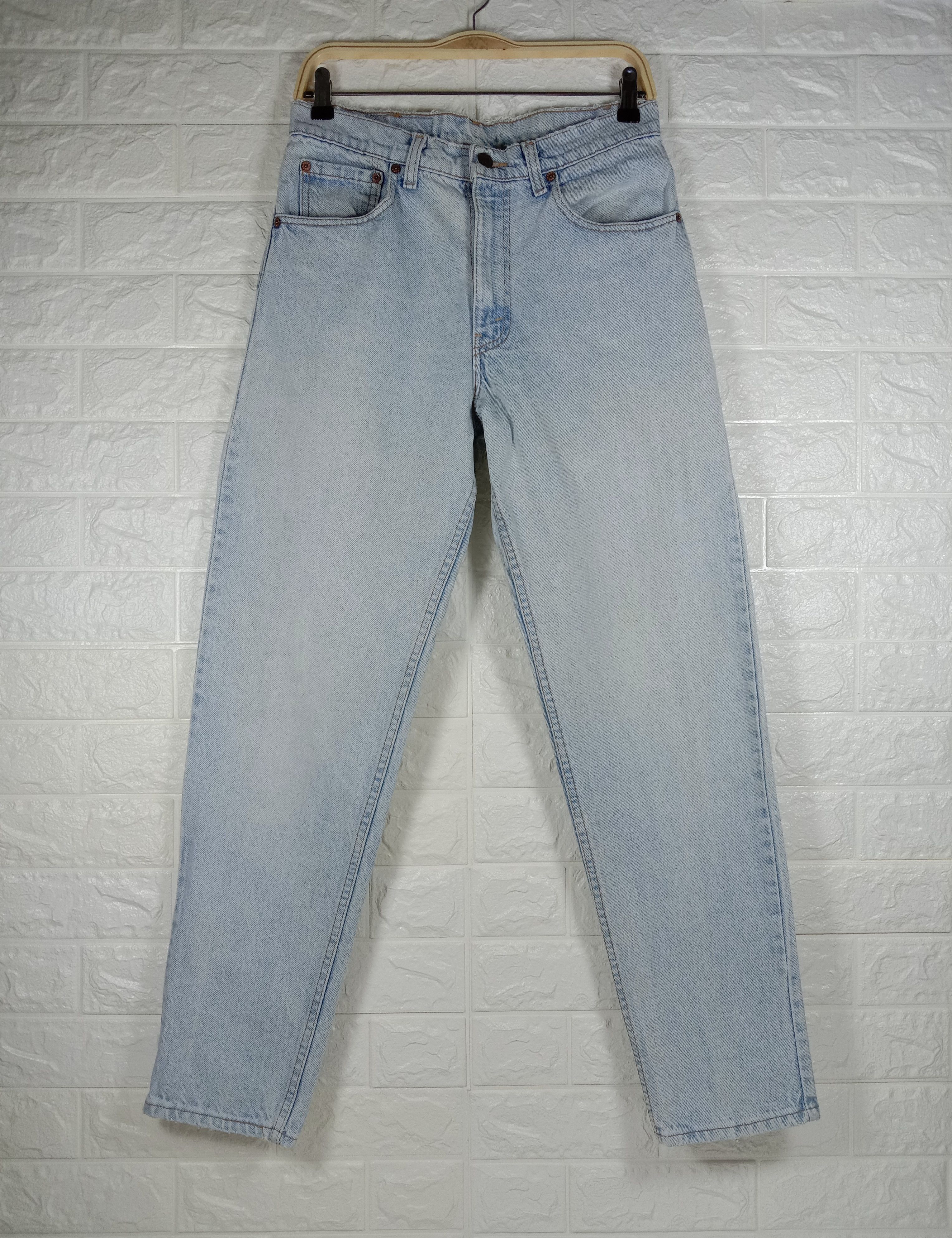 Levi's Vintage 90s Levi's 550 Jeans Light Wash Relaxed Fit Denim Size US 30 / EU 46 - 1 Thumbnail