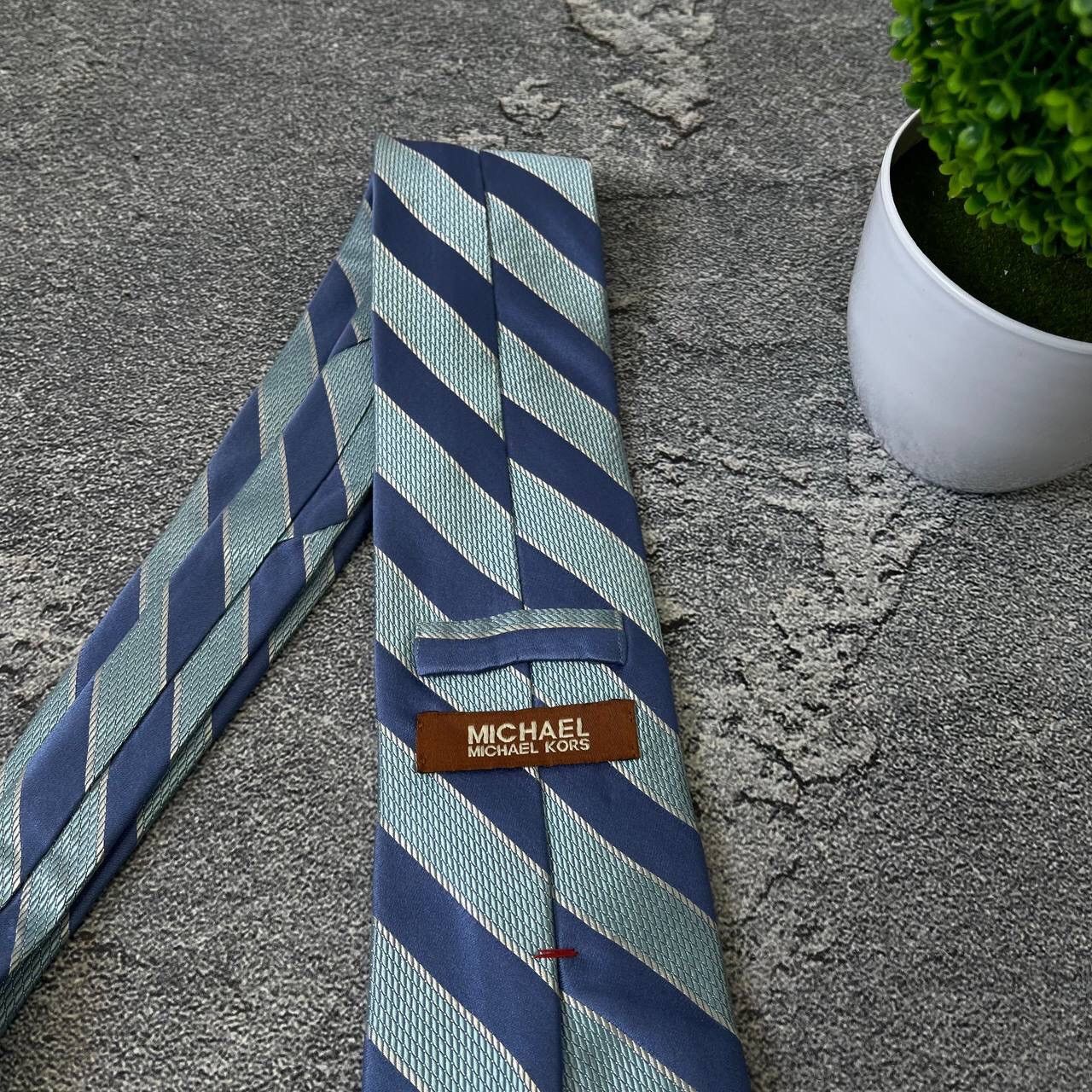 Michael Kors Michael Kors Mens Navy Tie Necktie Trendy Solid Pattern MK Size ONE SIZE - 7 Thumbnail