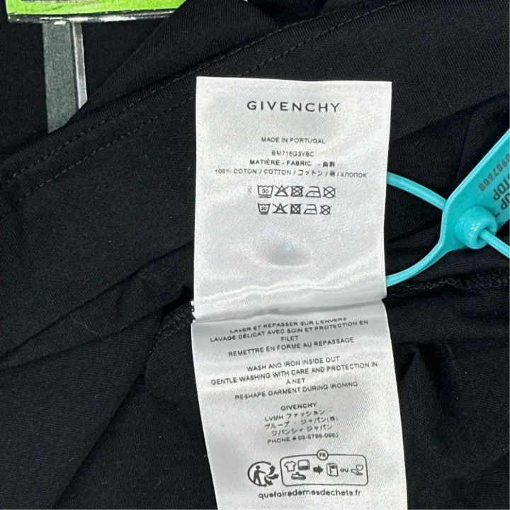 Givenchy Givenchy Givenchy Black Graphic Short Sleeve TShirt -2507 Size US XS / EU 42 / 0 - 4 Thumbnail