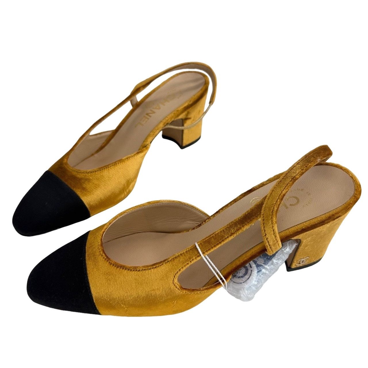 Chanel Chanel Velvet Slingback Heels Size 37.5 Size US 7.5 / IT 37.5 - 1 Thumbnail