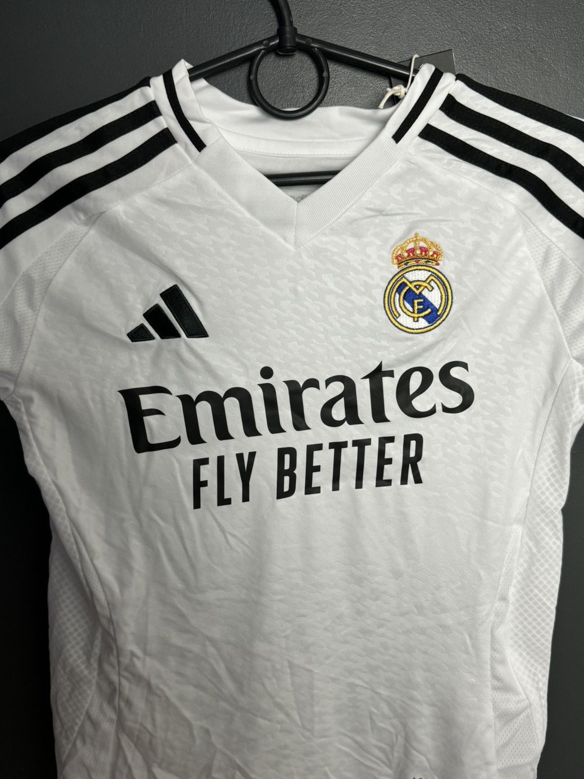 Adidas KIDS New Real Madrid 24/25 Home Football Jersey T-Shirt Size US XS / EU 42 / 0 - 3 Thumbnail
