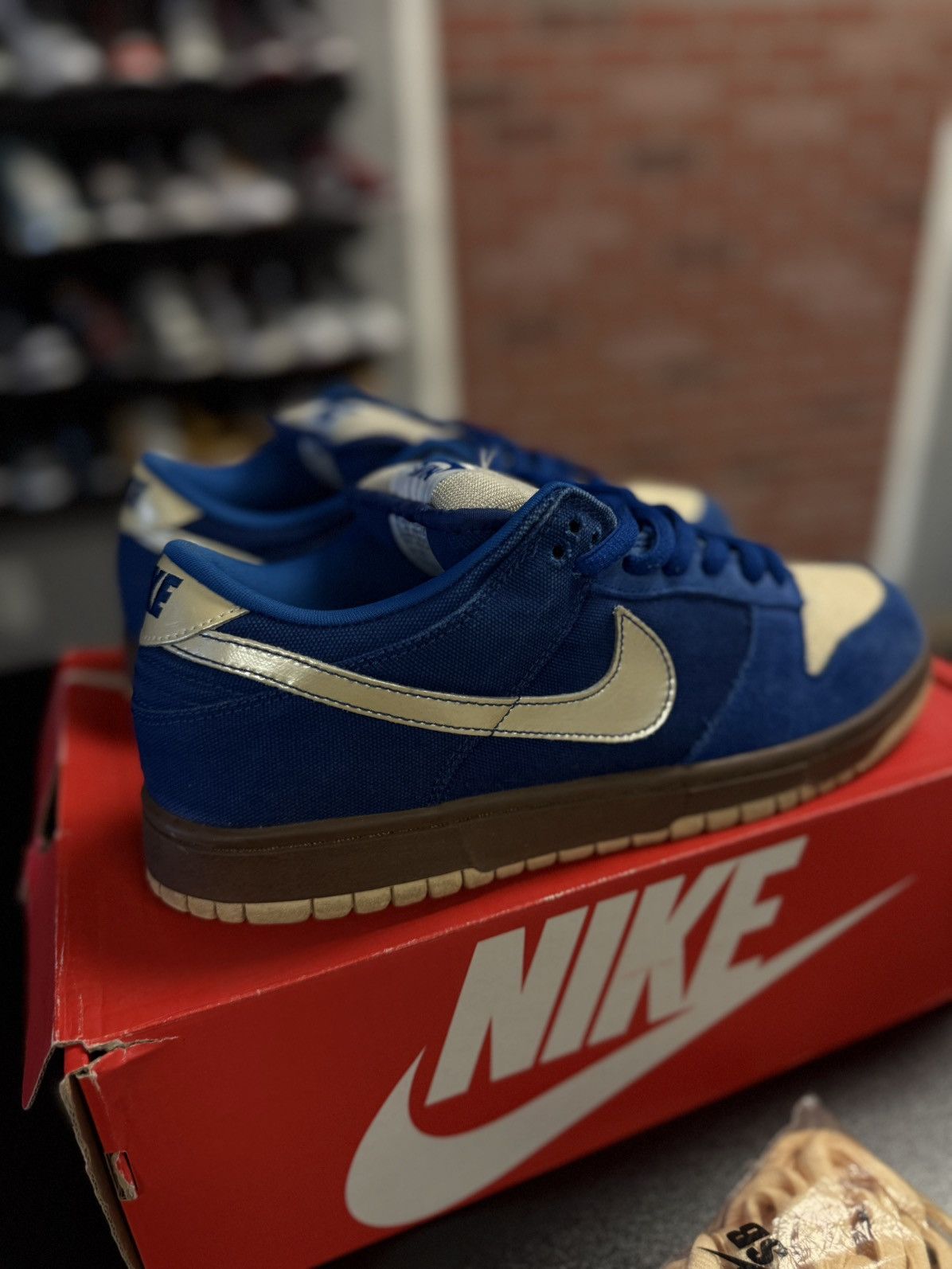 Nike Size 11 - Nike Dunk Pro SB Low Gold Rail 2008 RARE Size US 11 / EU 44 - 2 Thumbnail