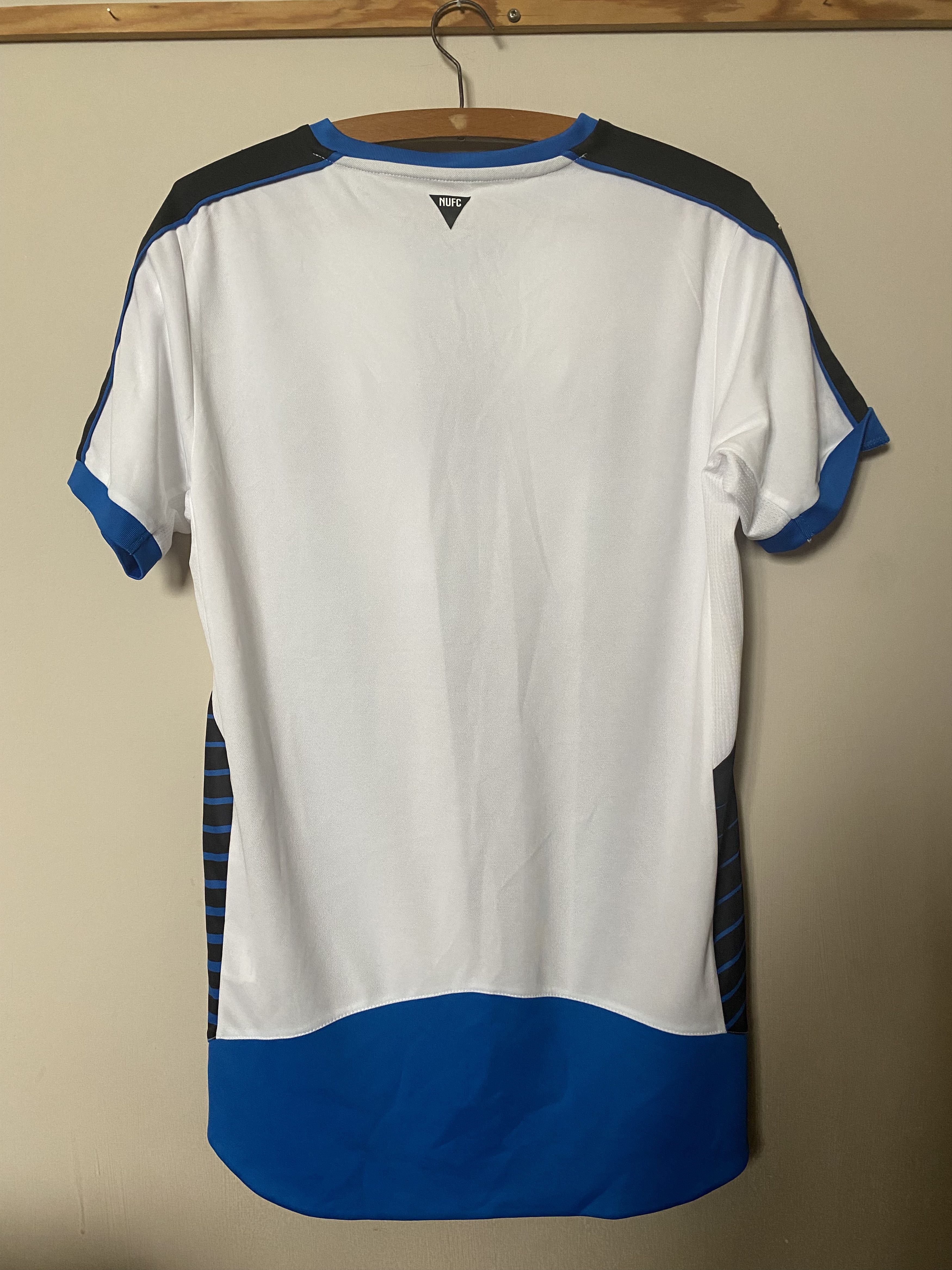Puma NEWCASTLE UNITED FC 2013 - 2014 - Puma - S - UNIQUE Size US S / EU 44-46 / 1 - 2 Thumbnail
