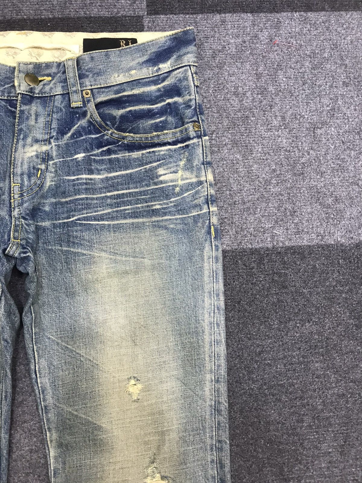 Japanese Brand 💥FLARE💥ARCHIVAL RICO STONE WASH DISTRESSED DENIM F132 Size US 32 / EU 48 - 3 Thumbnail