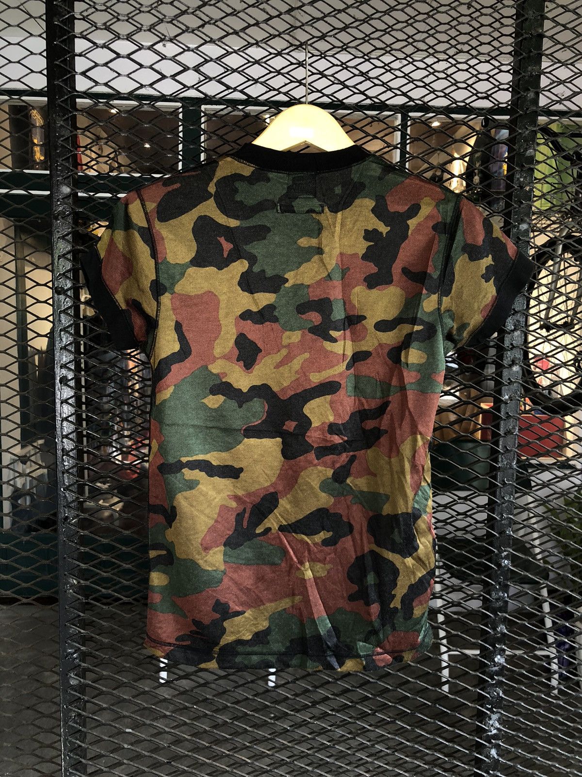 Jean Paul Gaultier JEAN PAUL GAULTIER CAMOUFLAGE PRINT TEE Size US M / EU 48-50 / 2 - 3 Thumbnail