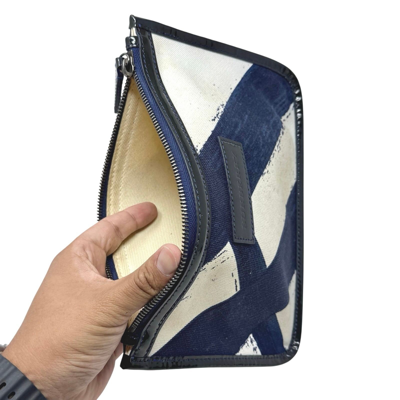 Burberry Burberry Striped Canvas Pouch Size ONE SIZE - 2 Thumbnail