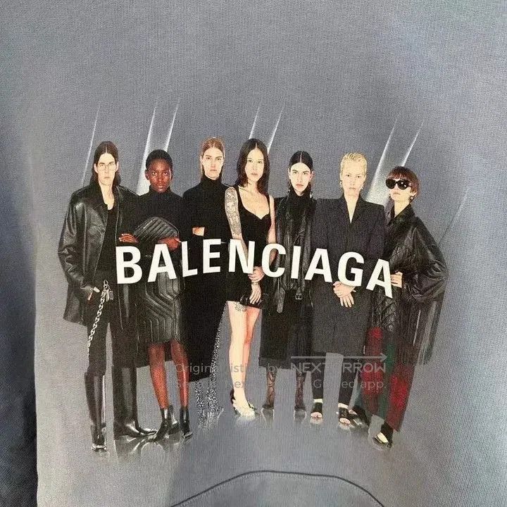 Balenciaga Balenciaga Portrait Hoodie OS S. Size US S / EU 44-46 / 1 - 2 Thumbnail