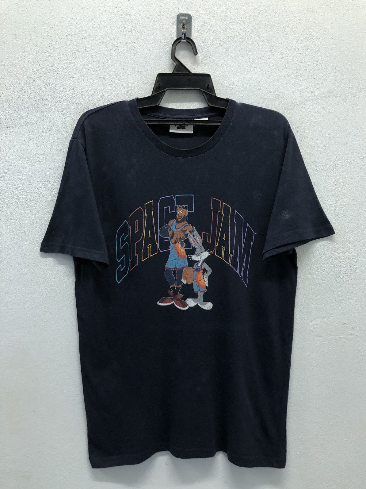 Vintage Vintage Space Jam Lebron James & Bugs Bunny T-Shirt Size US M / EU 48-50 / 2 - 1 Thumbnail