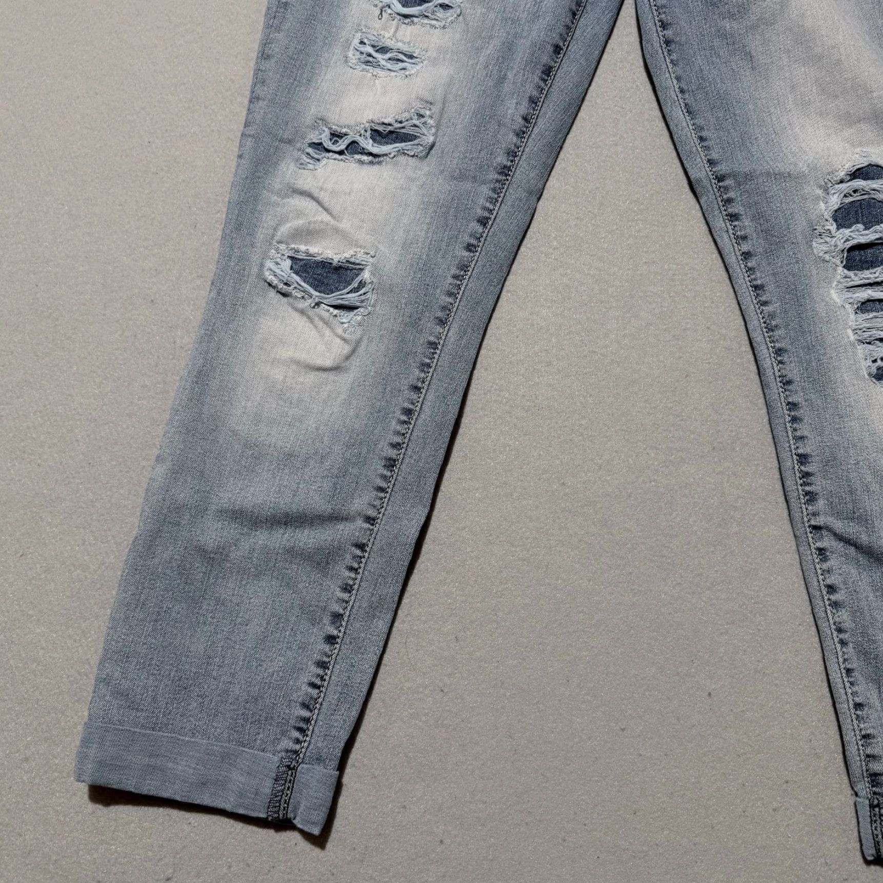 Denizen Denizen Jeans Women Blue Denim Distressed Cuffed Slim Straight - 11 Size 32" / US 10 / IT 46 - 5 Thumbnail