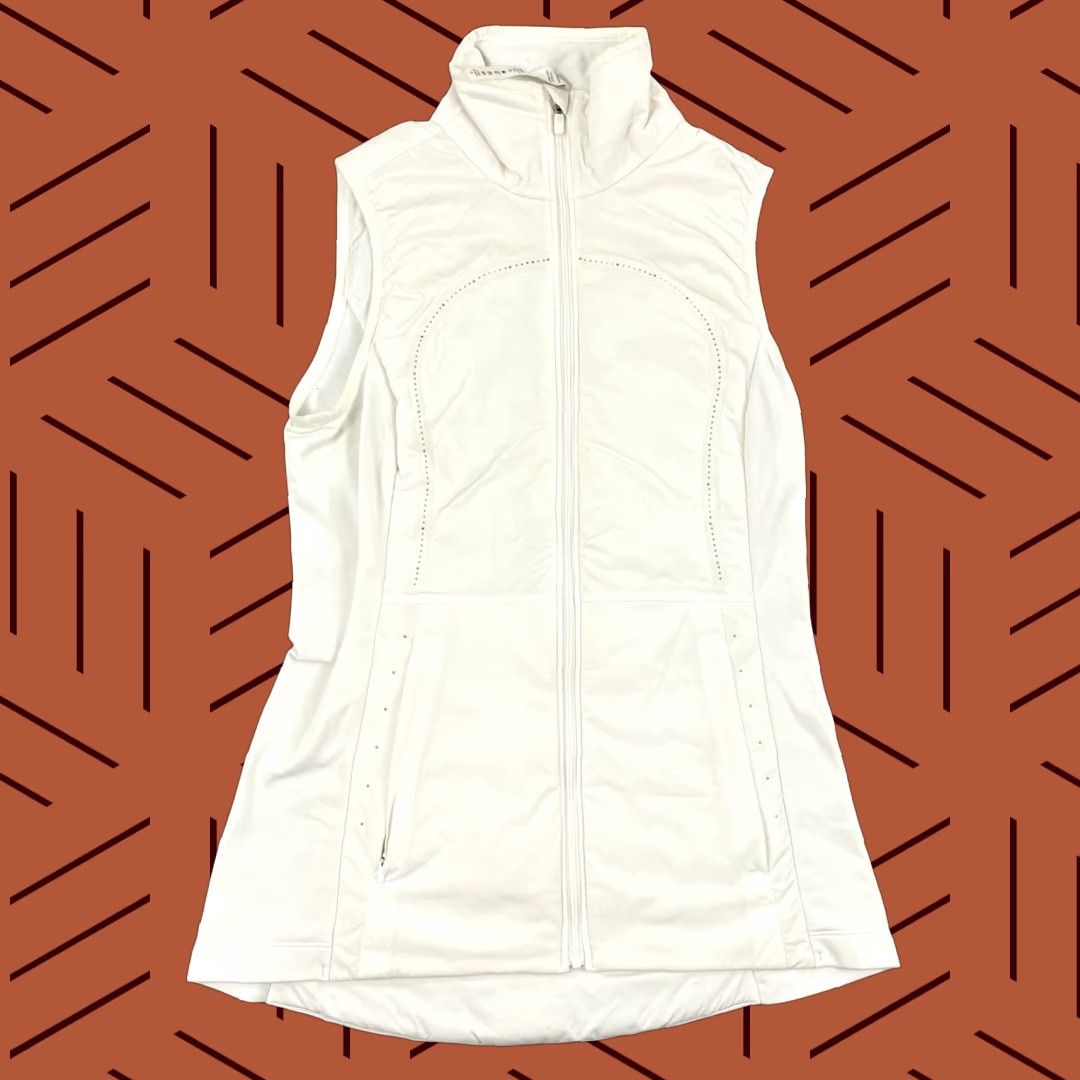 Lululemon LULULEMON Vest Womens Size 4 White Running Pockets Insulated Sleeveless Zip Jacket Mid-Length Jacket Vest Womens Size S / US 4 / IT 40 - 1 Thumbnail
