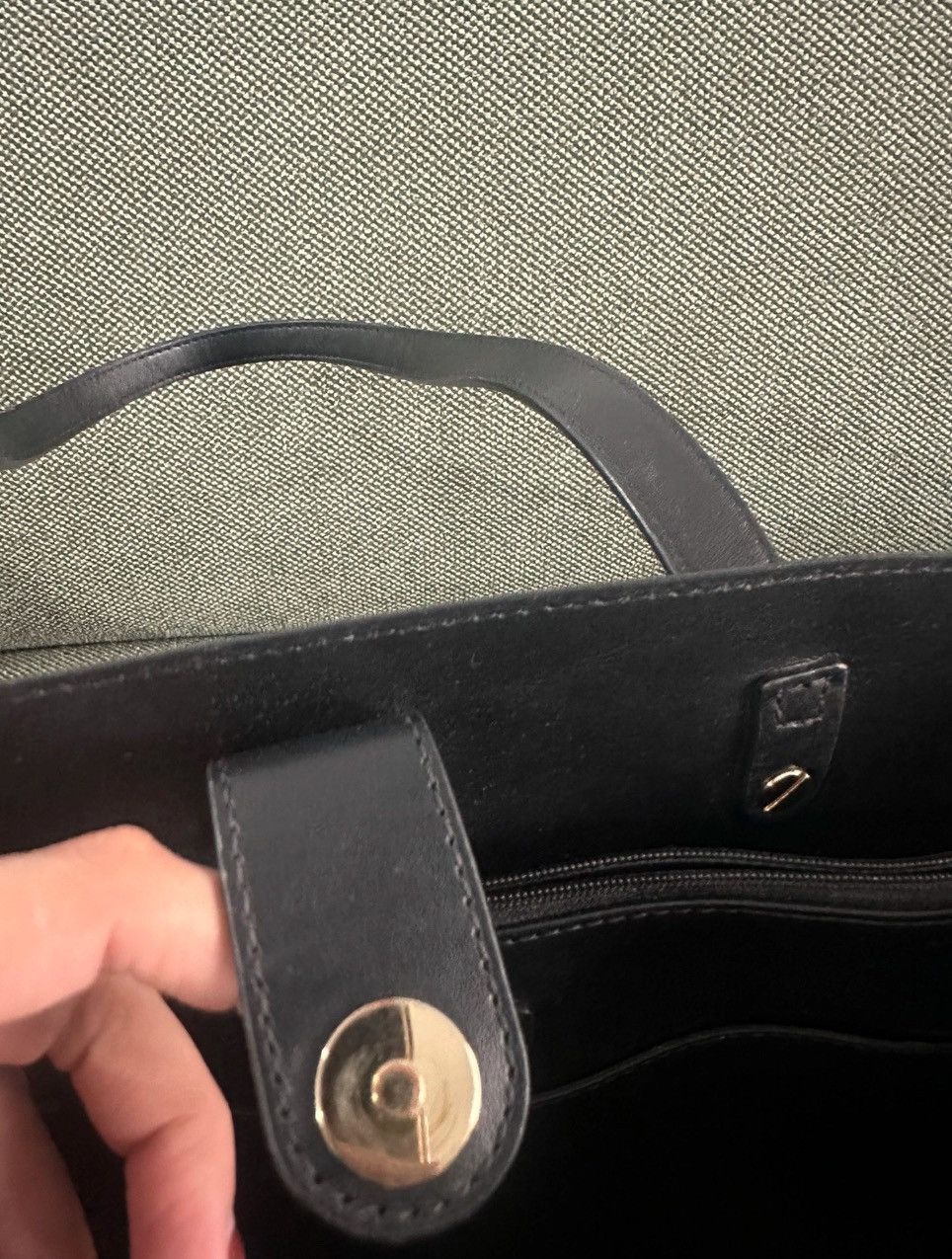 Michael Kors MICHAEL KORS Size ONE SIZE - 8 Thumbnail
