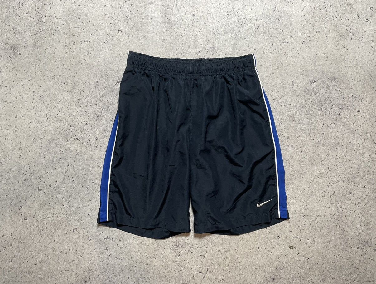 Nike × Vintage Vintage Nike Nylon Shorts Drill Y2K Swoosh Size US 34 / EU 50 - 2 Thumbnail