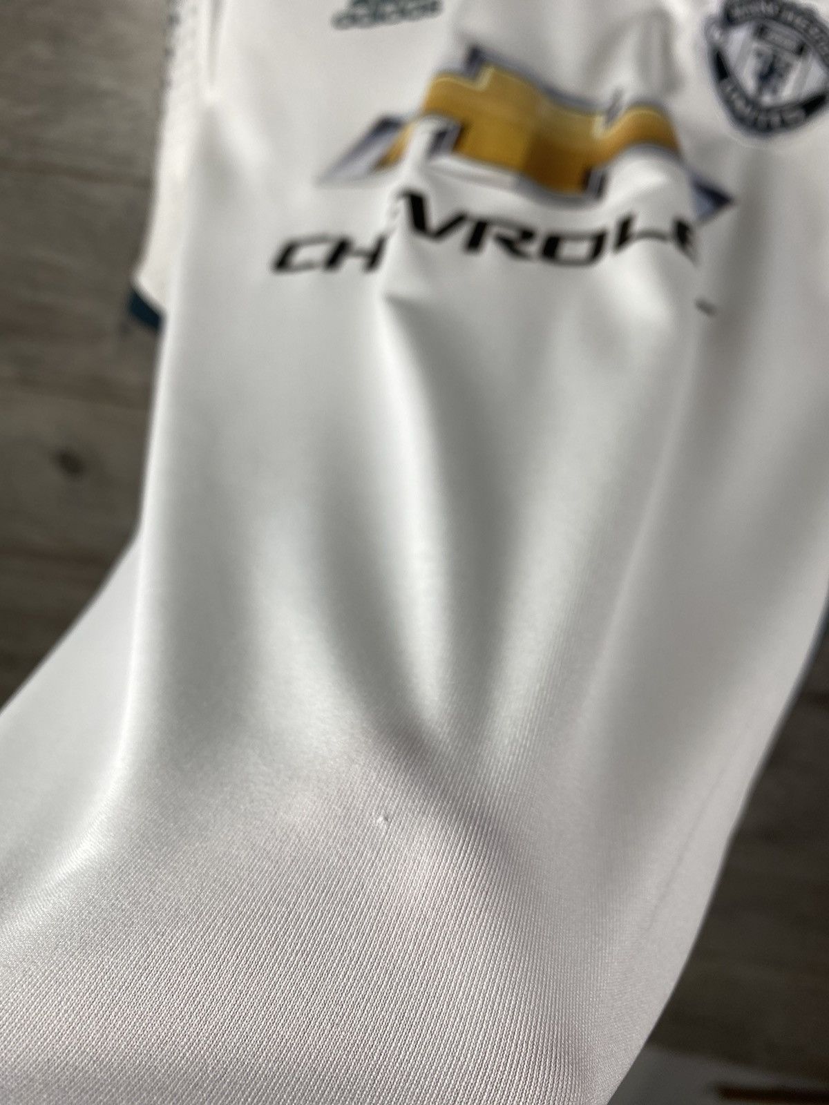 Adidas White Adidas Machester United size L football shirt Size US L / EU 52-54 / 3 - 9 Thumbnail