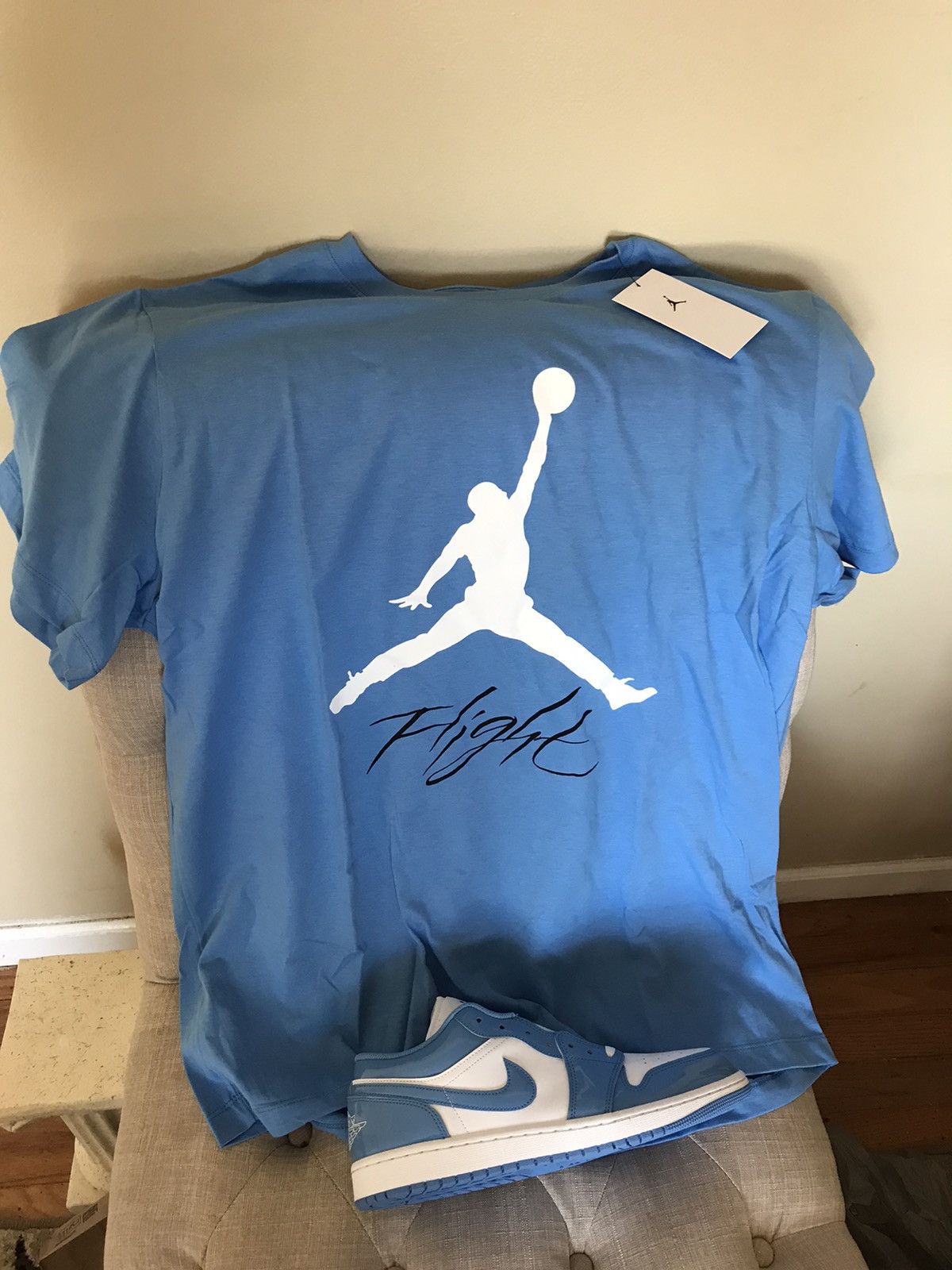 Jordan Brand Air Jordan Legend Blue / UNC Jumpman Tee Size XL Size US XL / EU 56 / 4 - 3 Thumbnail