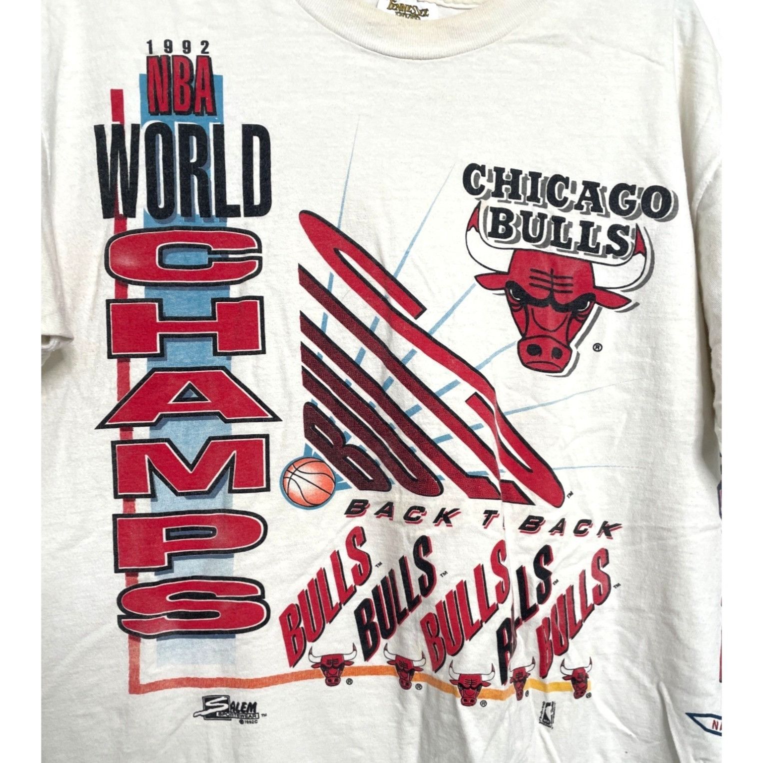 Vintage RARE Vintage 1992 Chicago Bulls NBA World Champs XL Xtra Lar Size US XL / EU 56 / 4 - 1 Thumbnail