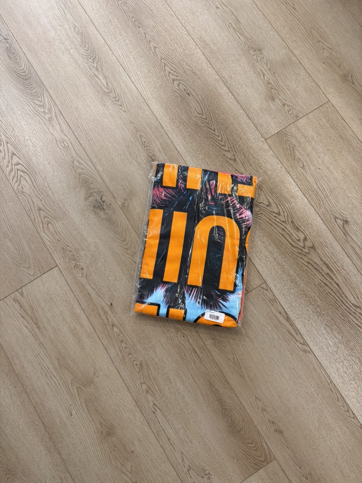 Warren Lotas MMM TROPICAL BEACH TOWEL Size ONE SIZE - 3 Thumbnail