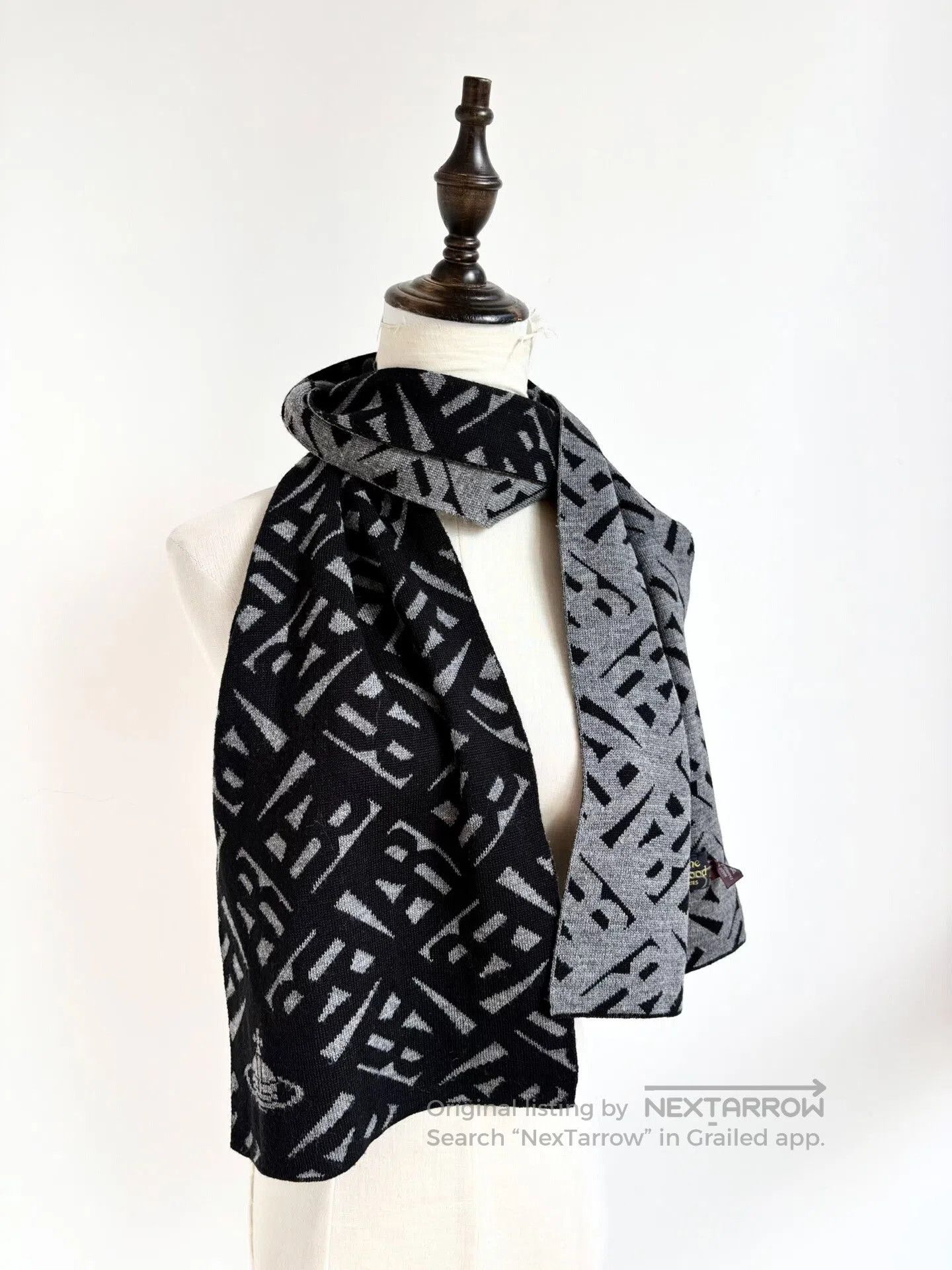 Vivienne Westwood Vivienne Westwood Black Gray Saturn Scarf. Size ONE SIZE - 2 Thumbnail