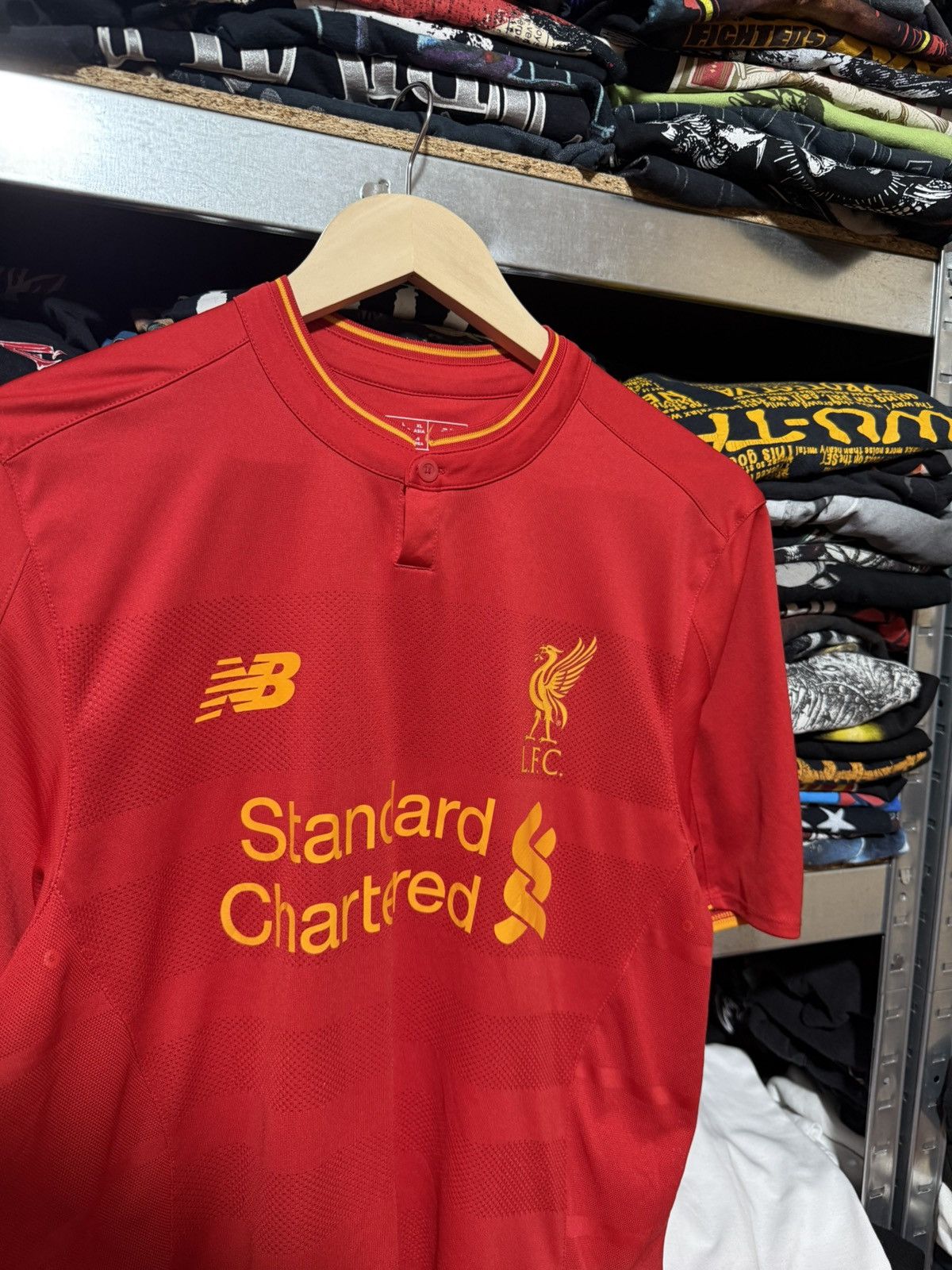 New Balance New Balance Liverpool 2016 2017 Home Football Soccer Jersey Size US L / EU 52-54 / 3 - 4 Thumbnail