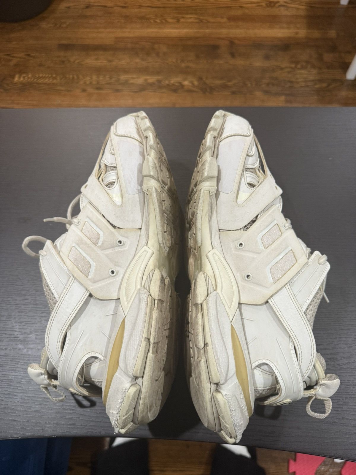 Balenciaga balenciaga tracks white Size US 11 / EU 44 - 6 Thumbnail