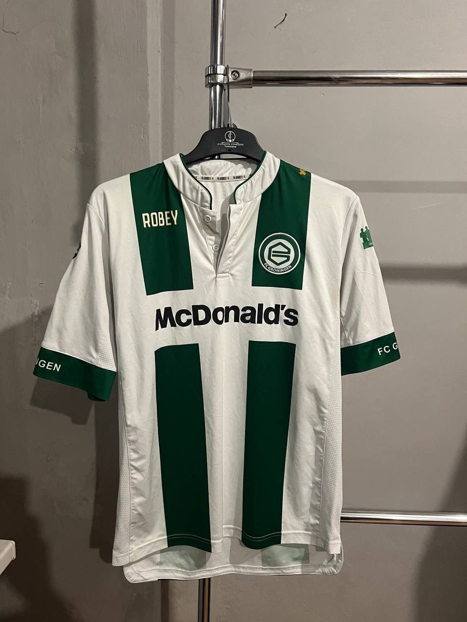 Sports Specialties 2015/16 FC GRONINGEM #10 MATCH WORN ROBEY SOCCER JERSEY SHIR Size US XL / EU 56 / 4 - 2 Thumbnail