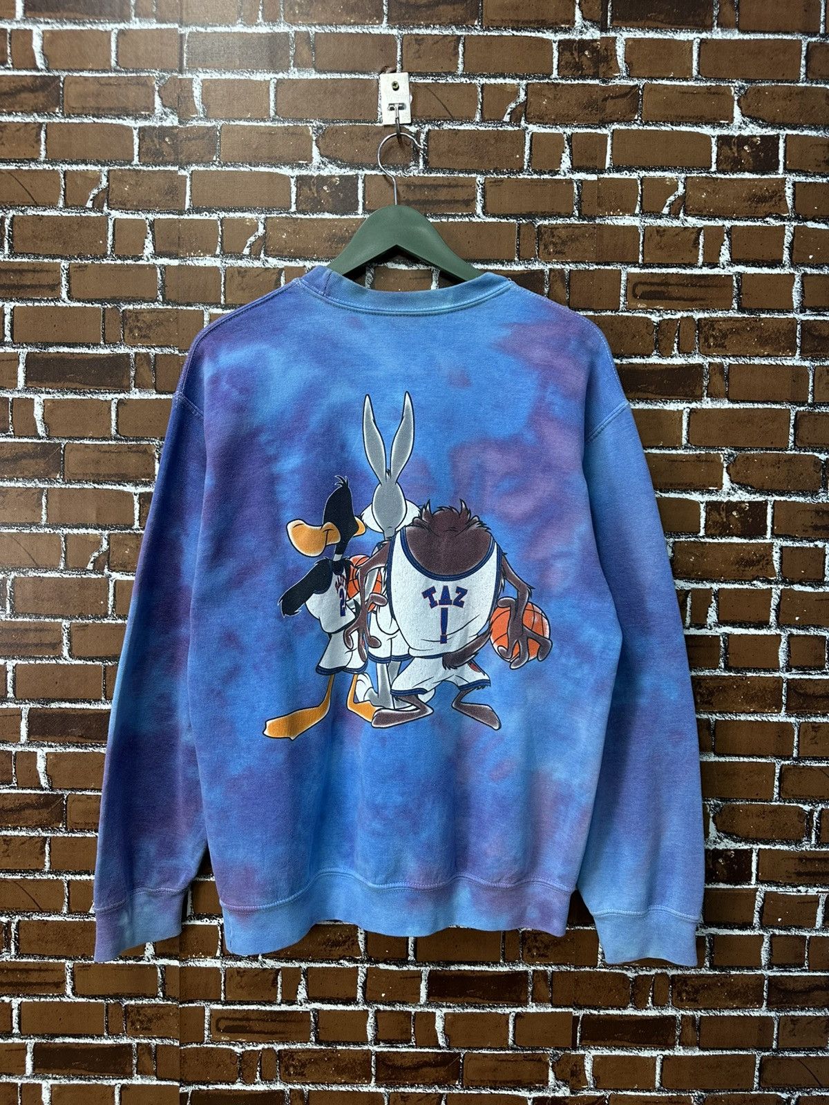 Vintage Vintage Space Jam Tazmania Back Heat Tye Dye Crewneck Z387 Size US S / EU 44-46 / 1 - 4 Thumbnail