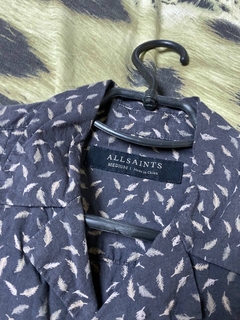 Allsaints × Vintage AllSaints Short Sleeve Abstract Print Button Up Down Shirt Size US M / EU 48-50 / 2 - 2 Thumbnail