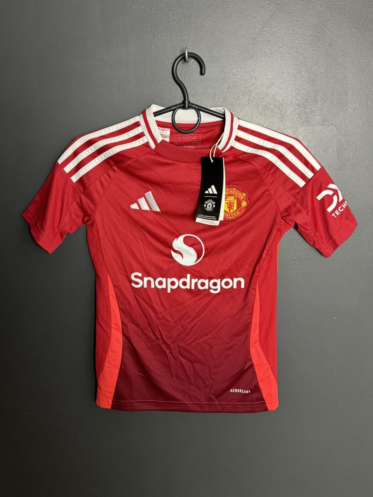 Adidas KIDS Manchester United 24/25 Home Garnacho Football Jersey Size US XS / EU 42 / 0 - 2 Thumbnail