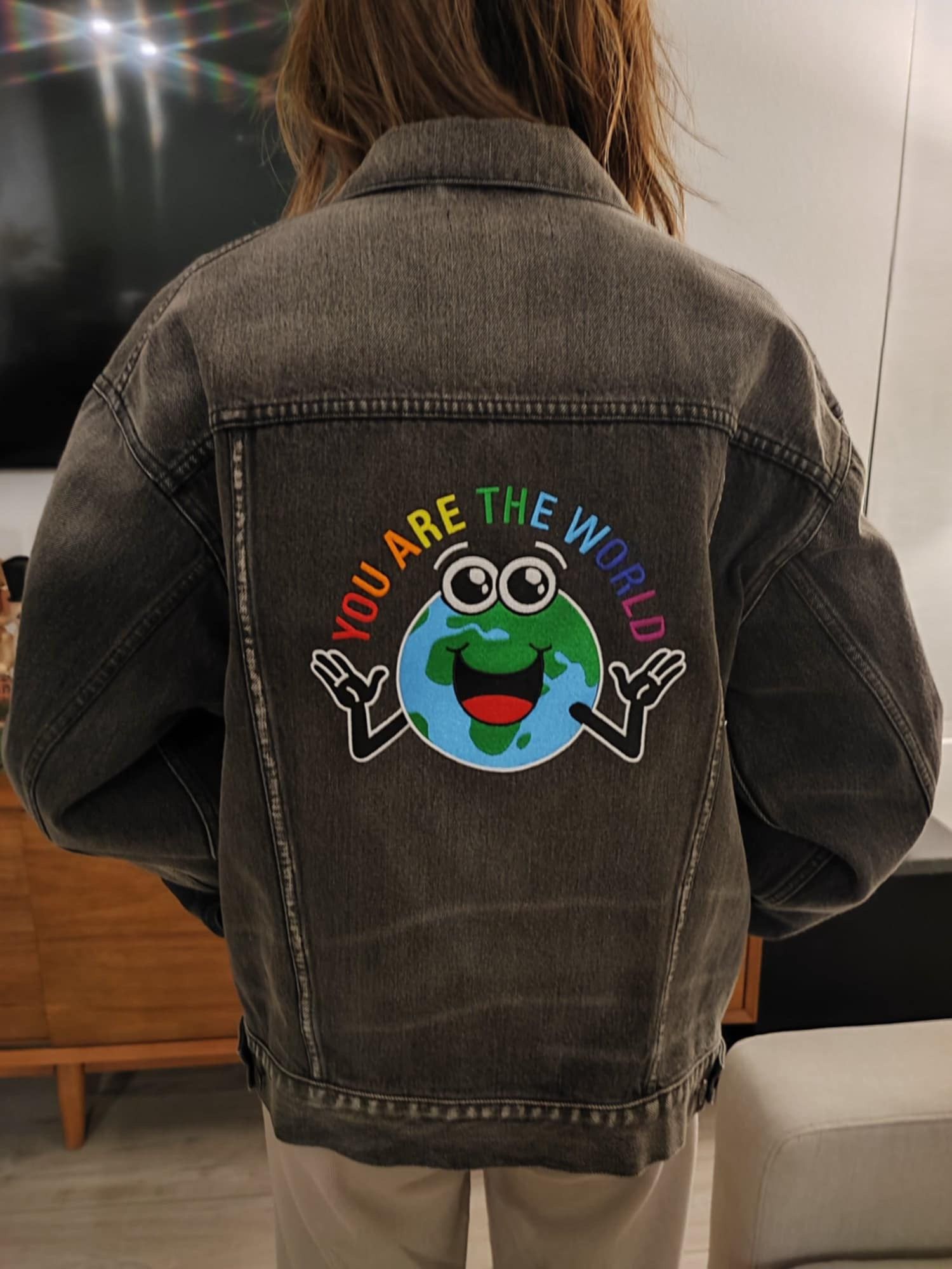Balenciaga You Are The World Denim jacket Size US XS / EU 42 / 0 - 1 Thumbnail